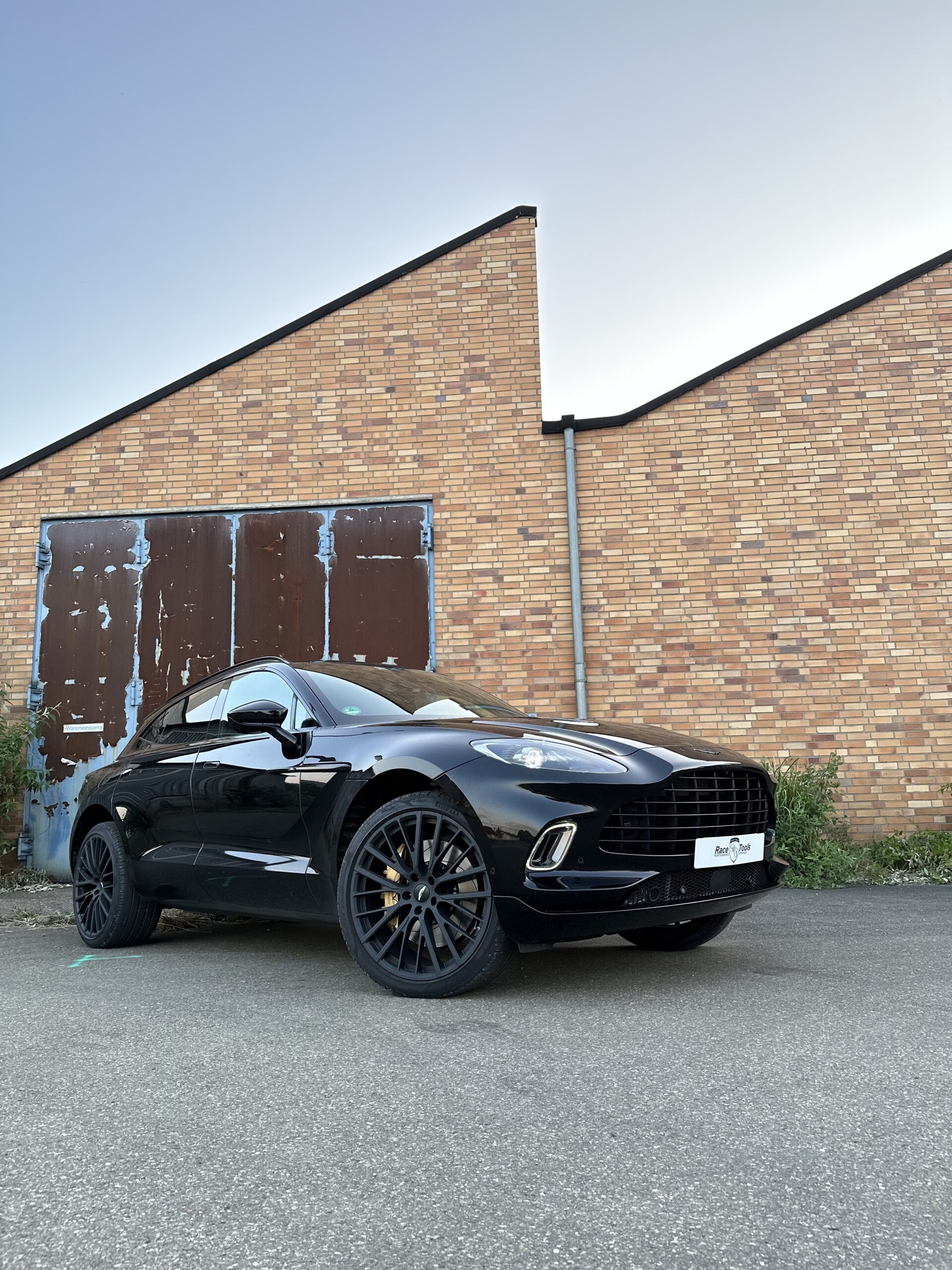 Aston Martin DBX Tuning