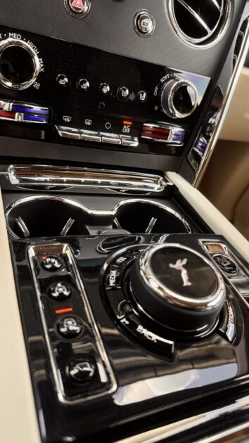 Rolls Royce Cullinan Interior