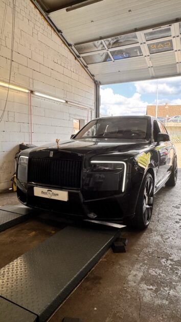 Rolls Royce Cullinan Performance